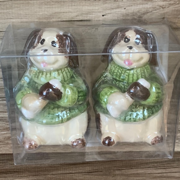 Dolomite Dog Salt Pepper Shakers Puppy Boxed Gift Set SaltPepper Shaker New - Picture 6 of 6